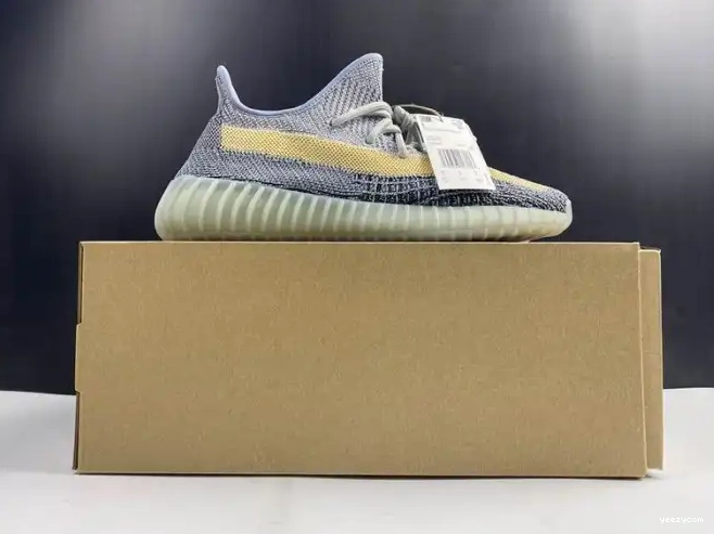 350 GY7657 Yeezy Boost Adidas Ash Blue V2 0602